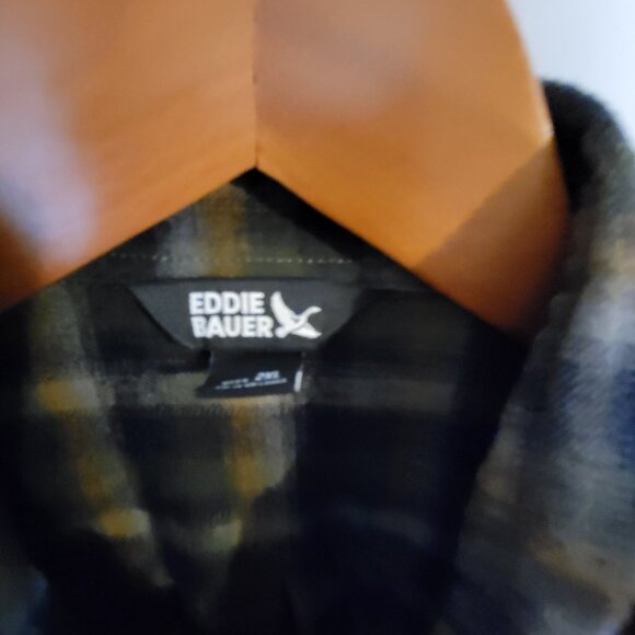 Men's Eddie Bauer Flannel Long Sleeve Button Down Shirt Plaid 2XL - Picture 2 of 4